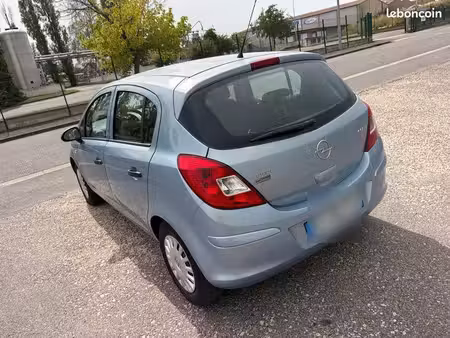 Opel Corsa 1.3 CDTI 75