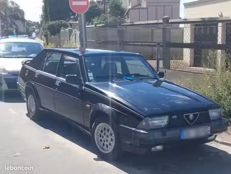 Alfa Romeo 75 
