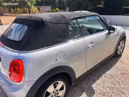Mini Cabrio Cooper 1.5 136
