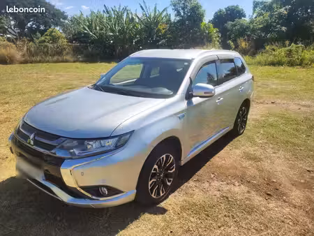 Mitsubishi Outlander PHEV 2.4 306 4x4