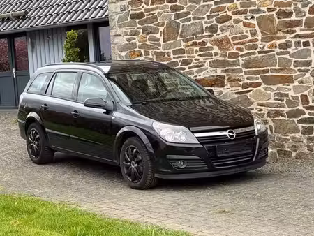 Opel Astra 1.6 105 Edition Plus