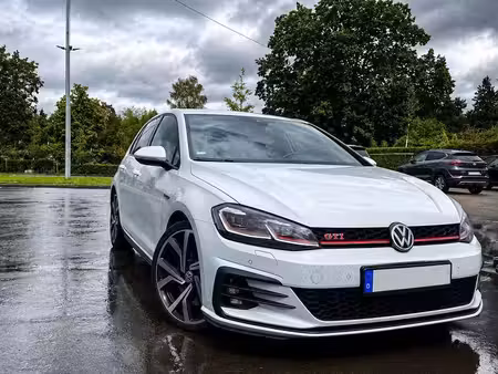 Volkswagen Golf GTI 2.0 Performance