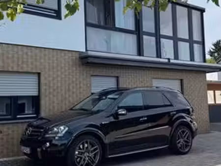 Mercedes-Benz Classe M ML 63 AMG 4Matic