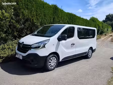Renault Trafic dCi 145