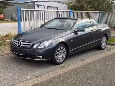 Mercedes-Benz Classe E E 200