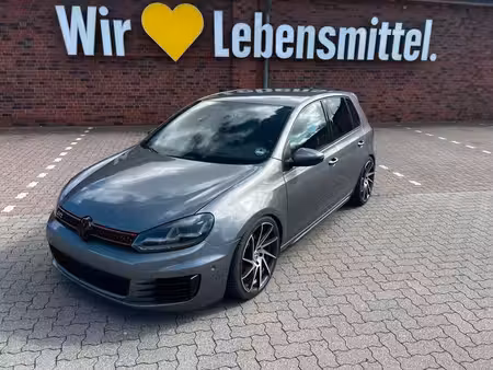 Volkswagen Golf GTI 2.0 TSI 290