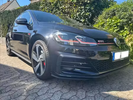 Volkswagen Golf GTI 2.0 TSI Performance
