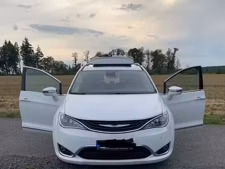 Chrysler Pacifica 