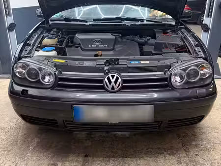 Volkswagen Golf 1.6