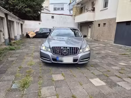 Mercedes-Benz Classe E E 300