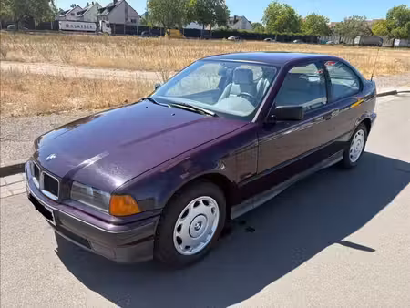 BMW Série 3 318i 1.9 140