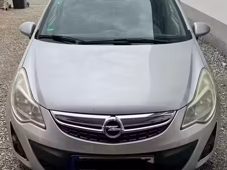 Opel Corsa 1.4 87 Satellite