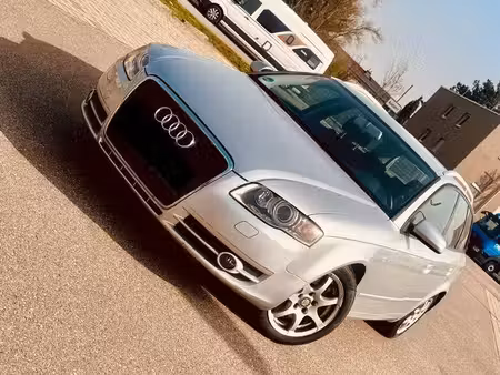 Audi A4 V6 2.7 TDI 180