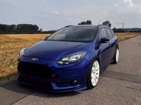 Ford Focus ST 2.0 250