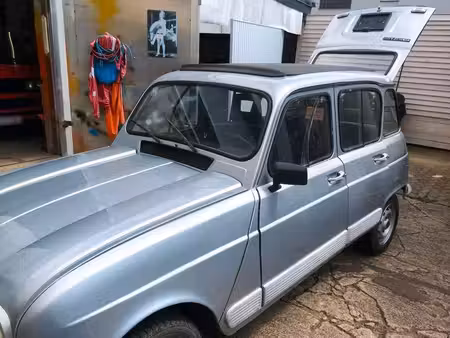 Renault R4 