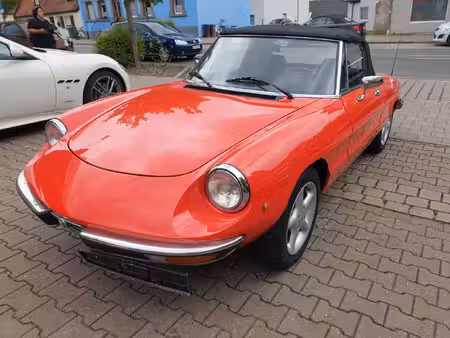 Alfa Romeo Spider Duetto 2.0
