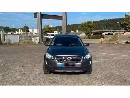 Volvo XC60 D4 190