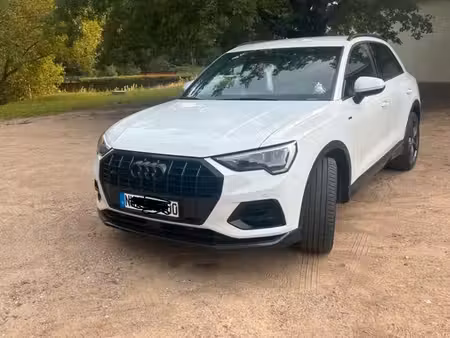 Audi Q3 2.0 TDI 150 S line
