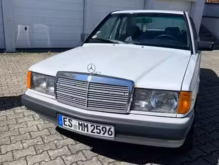 Mercedes-Benz 190 