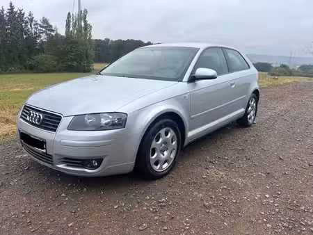 Audi A3 1.6 102 Attraction