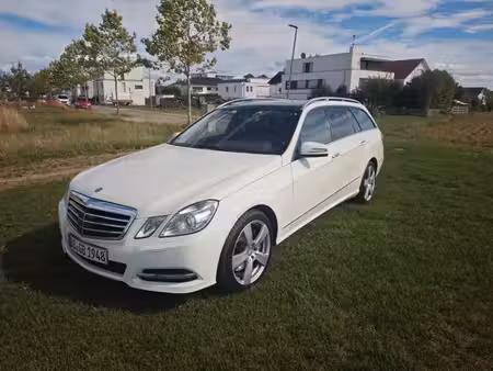Mercedes-Benz Classe E E 500 V8 5.5 Avantgarde 4Matic