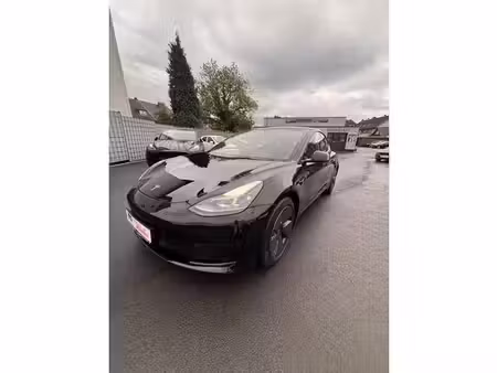 Tesla Model 3 Grande Autonomie 275