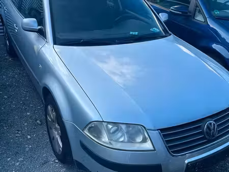 Volkswagen Passat 1.6 100