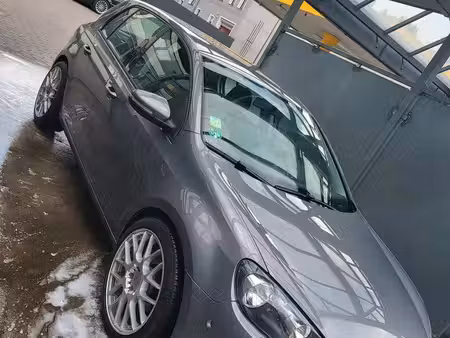 Volkswagen Golf 2.0 TDI 110