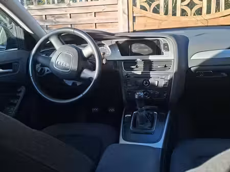Audi A4 1.8 TFSI 120 Attraction