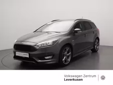 Ford Focus 1.5 182