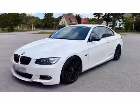 BMW Série 3 330d 3.0 231