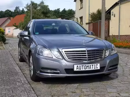 Mercedes-Benz Classe E E 200 2.0 184 Elegance