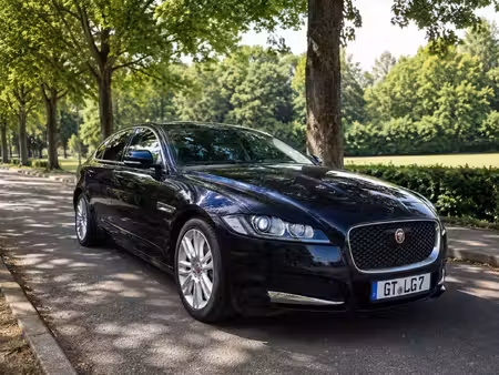 Jaguar XF P250 2.0 250 Prestige 4x4