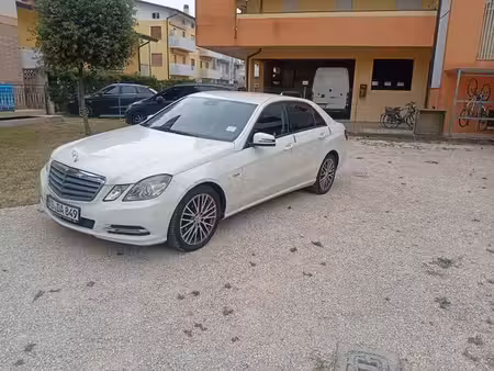 Mercedes-Benz Classe E E 220 2.1 CDI 170