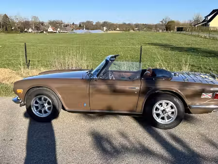 Triumph TR6