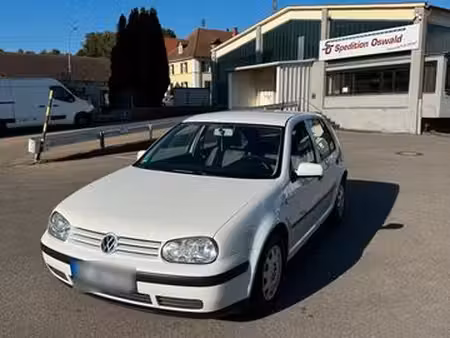 Volkswagen Golf 1.4 75