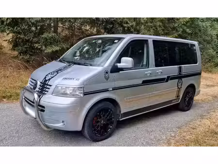 Volkswagen Transporter T5 2.5 TDI 174 Highline