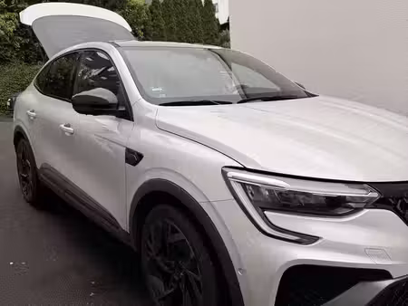 Renault Arkana E-Tech 1.6 TCe 140 Esprit Alpine