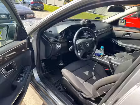 Mercedes-Benz Classe E E 200 2.1 136