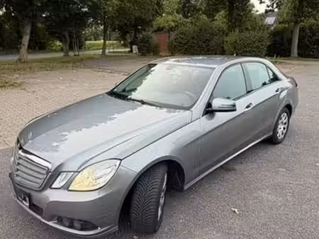 Mercedes-Benz Classe E E 220 2.1 CDI 170