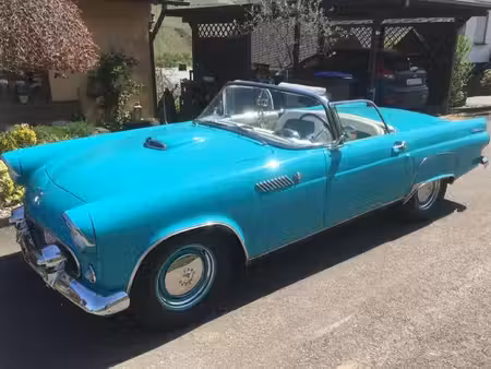 Ford Thunderbird 