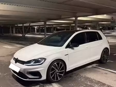 Volkswagen Golf R 2.0 TSI 310 Performance 4Motion