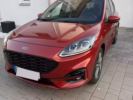 Ford Kuga 2.0 TDCi 140 ST Line X 4x4