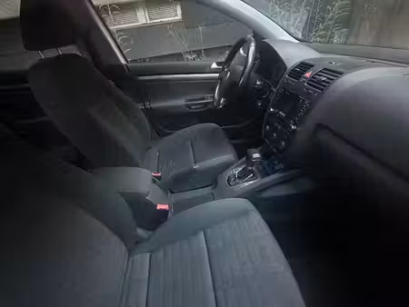Volkswagen Golf 1.9 TDI 105