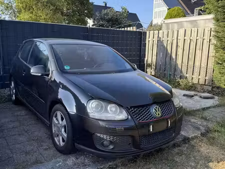 Volkswagen Golf GTI 2.0 200