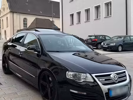 Volkswagen Passat R36 V6 3.6 FSI 300 4Motion
