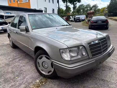 Mercedes-Benz Classe E 200 E