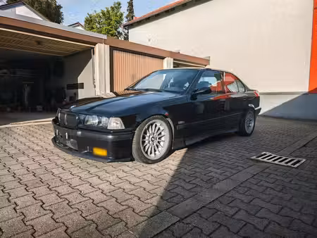 BMW Série 3 325i 2.5 192