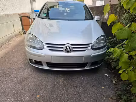 Volkswagen Golf 2.0 TDI 140