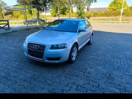 Audi A3 1.6 102